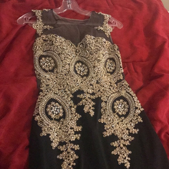 Prom Dress - Picture 4 of 7